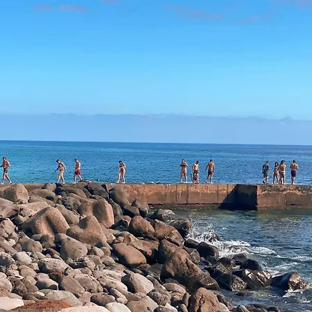 Quinta Marefe - On The Stunning West Coast *