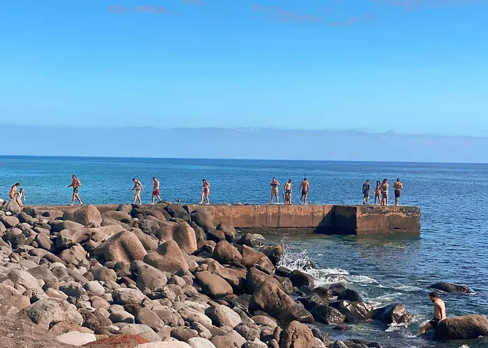 Quinta Marefe - On The Stunning West Coast *