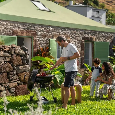 Quinta Marefe - On The Stunning West Coast Paul do Mar (Madeira)