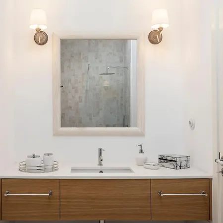 Quinta Marefe - On The Stunning West Coast Paul do Mar (Madeira)