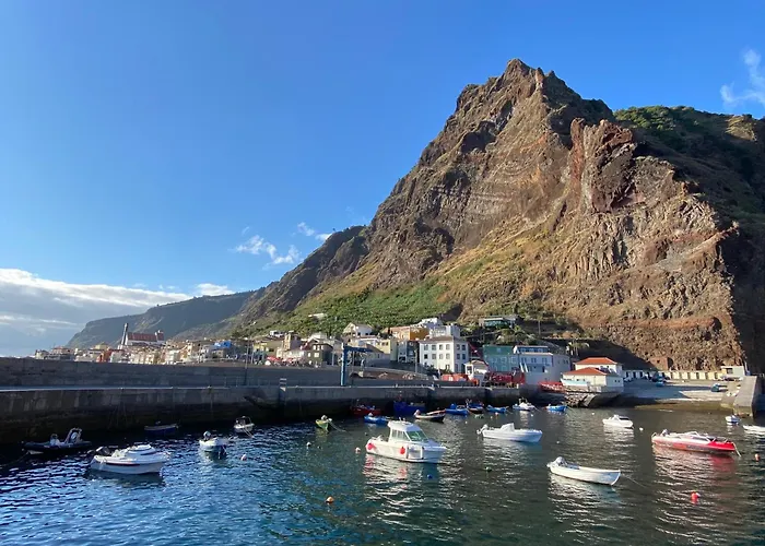 Quinta Marefe - On The Stunning West Coast * Paul do Mar (Madeira)